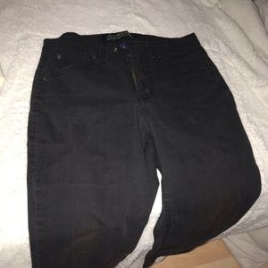Gloria V Capris pants